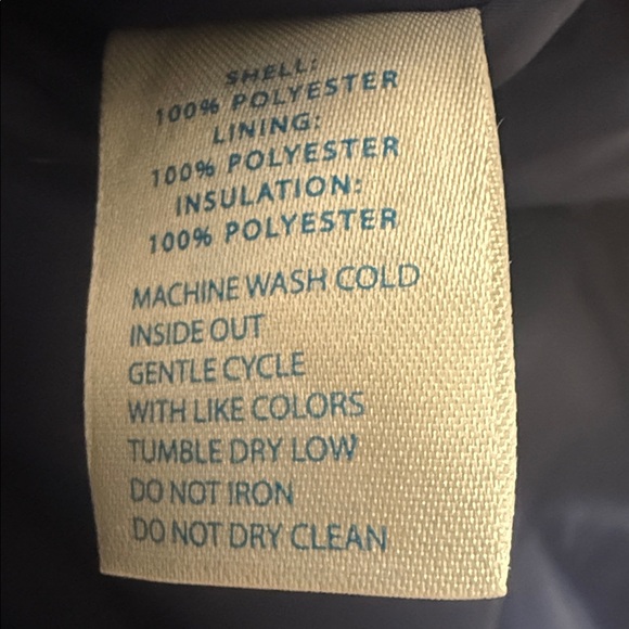 Southern Tide Women’s Blue Quilted Vest - Picture 3 of 8